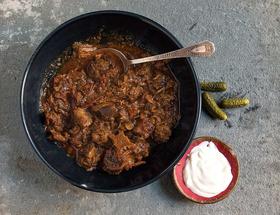 Hungarian Braised Beef with Paprika Hungarian Braised Beef with Paprika