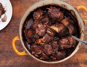 Red Wine-Braised Short Ribs With Carrots Red Wine-Braised Short Ribs With Carrots