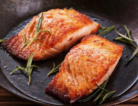 Brown-Sugar Soy Sauce Salmon